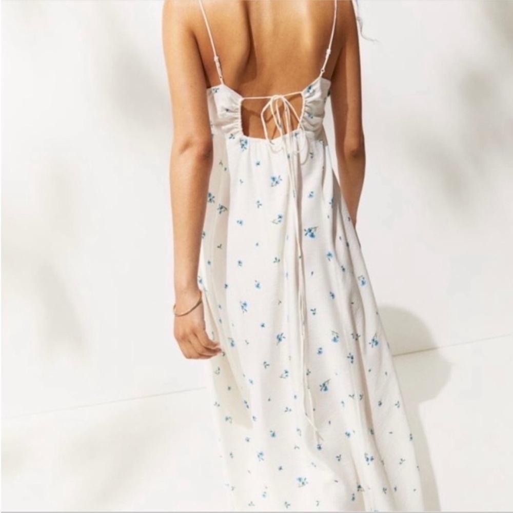 H&M Blue floral flowy dress. size S - Picture 2 of 6